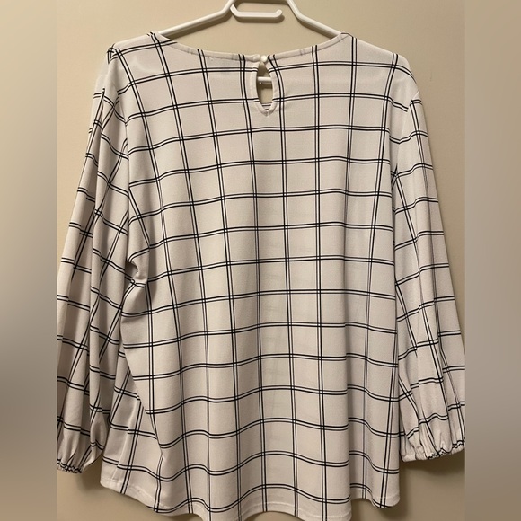 ✨Adrianna Papell Checkered👚 - Size L - Picture 5 of 6